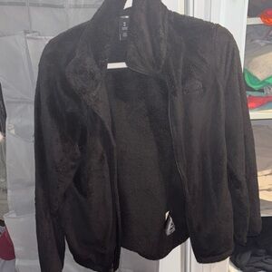 Women’s black north face osito jacket size medium